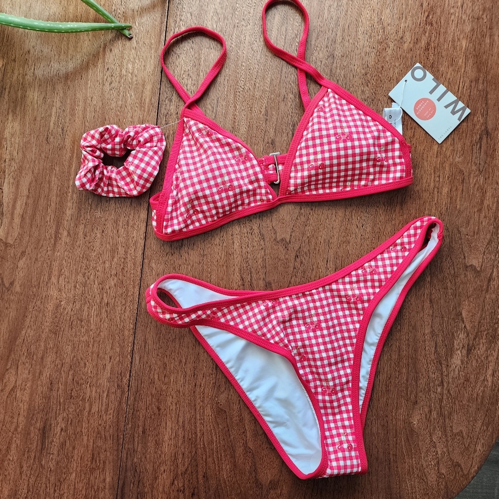 NWT WILO THE LABEL Red Gingham Cherry Bikini Swimsuit Top Bottom and Scrunchie - Picture 14 of 14